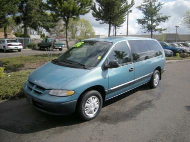 1996 Dodge Grand Caravan SE