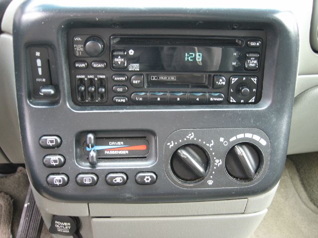 1996 Dodge Grand Caravan Unknown