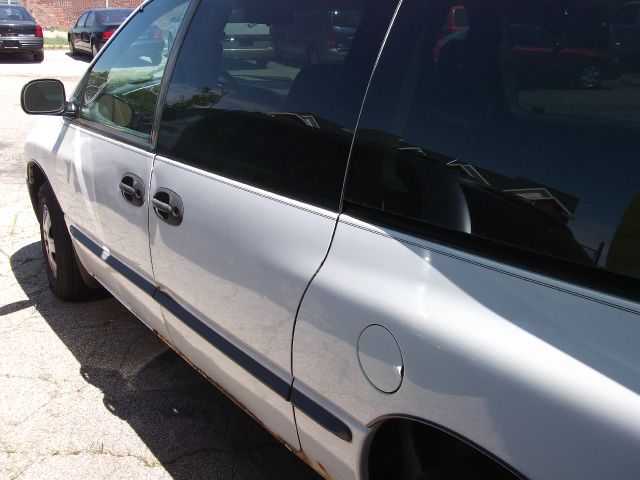 1997 Dodge Grand Caravan Base