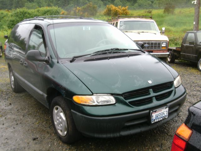 1997 Dodge Grand Caravan SE