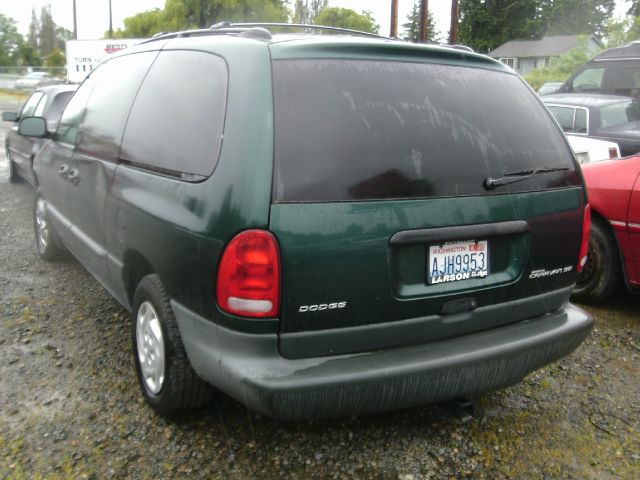 1997 Dodge Grand Caravan SE