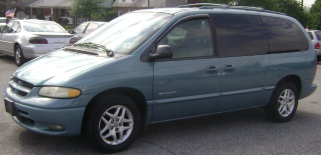 1998 Dodge Grand Caravan SE