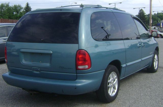 1998 Dodge Grand Caravan SE