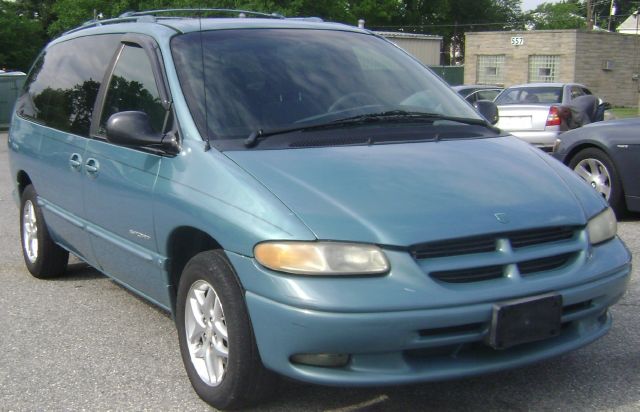 1998 Dodge Grand Caravan SE