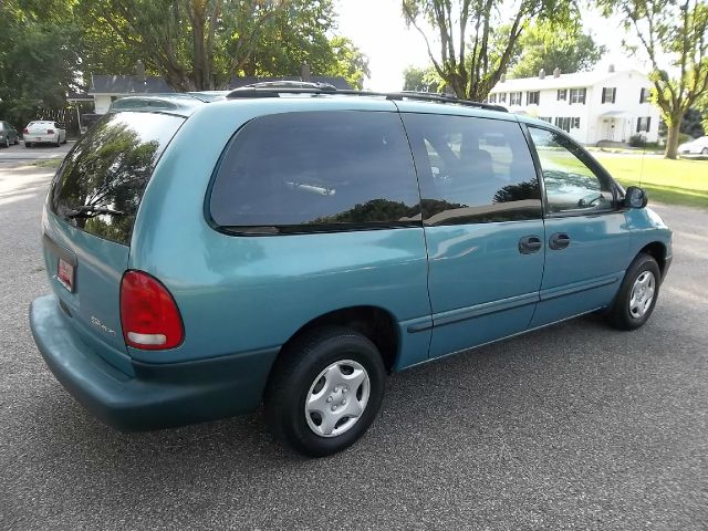 1999 Dodge Grand Caravan Base