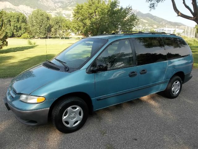 1999 Dodge Grand Caravan Base