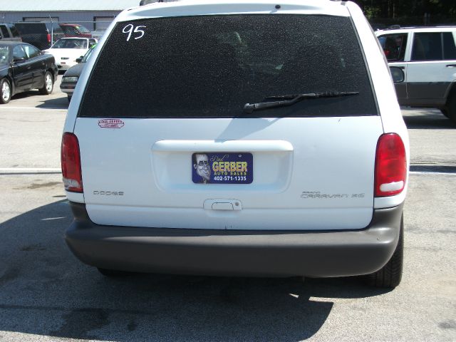 1999 Dodge Grand Caravan SE