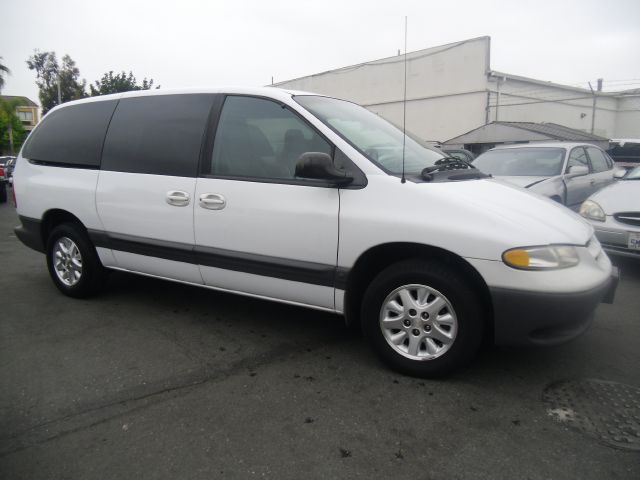 1999 Dodge Grand Caravan SE