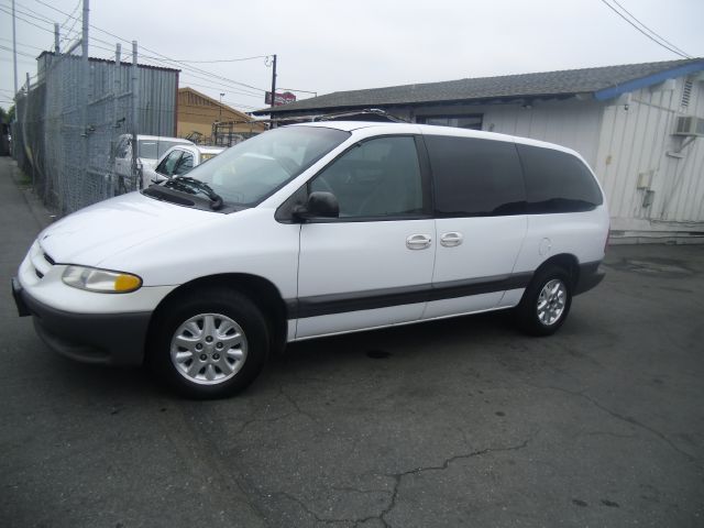 1999 Dodge Grand Caravan SE