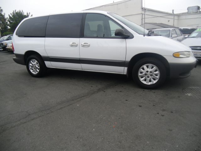 1999 Dodge Grand Caravan SE