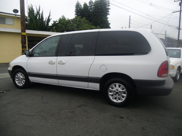 1999 Dodge Grand Caravan SE