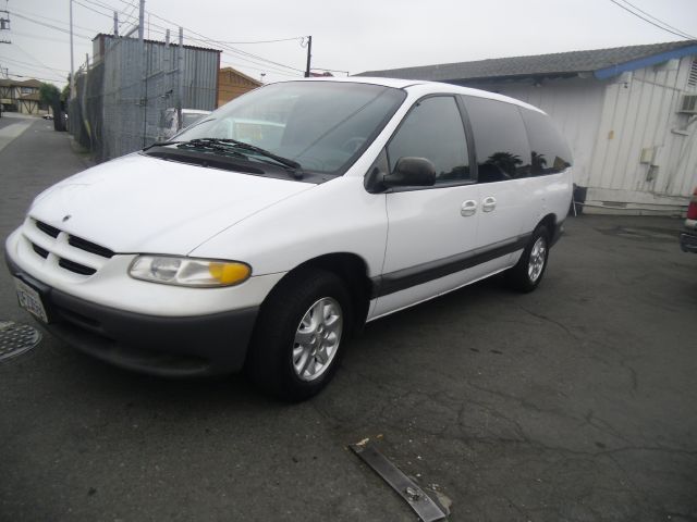 1999 Dodge Grand Caravan SE