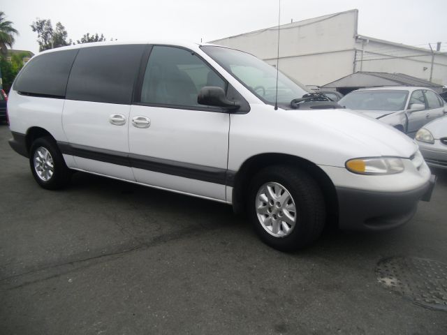 1999 Dodge Grand Caravan SE