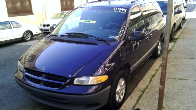 1999 Dodge Grand Caravan SE