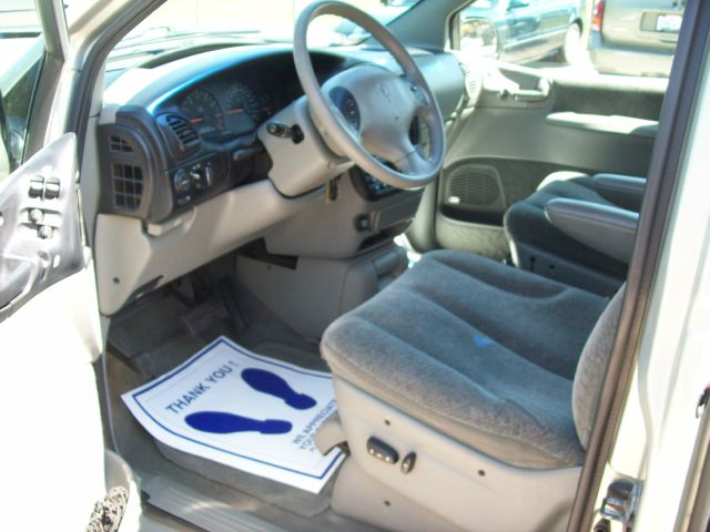 1999 Dodge Grand Caravan X