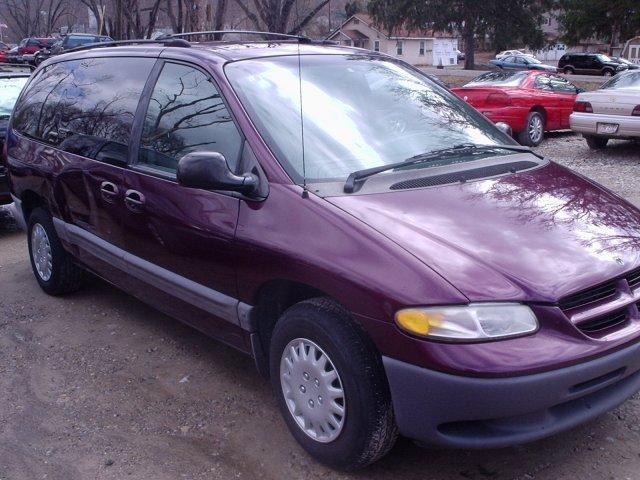 1999 Dodge Grand Caravan SE