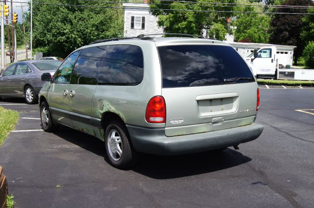 1999 Dodge Grand Caravan SE