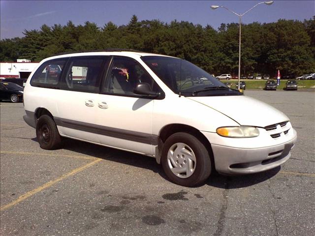 2000 Dodge Grand Caravan LS Mini Van