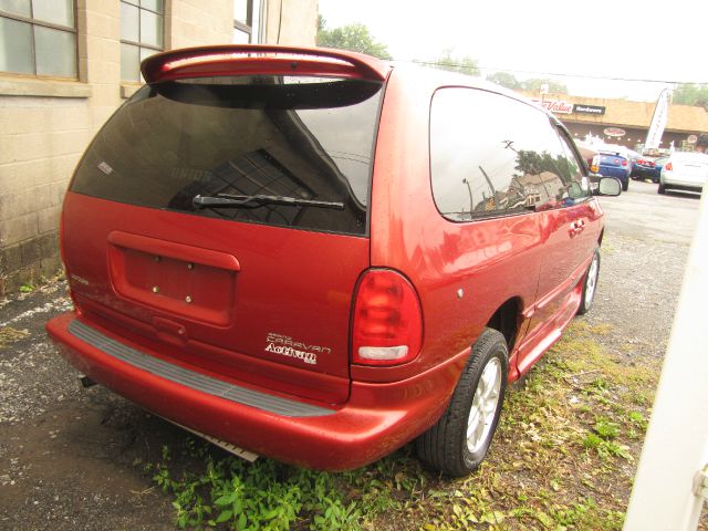 2000 Dodge Grand Caravan GLS 4 Dr Sedan FWD