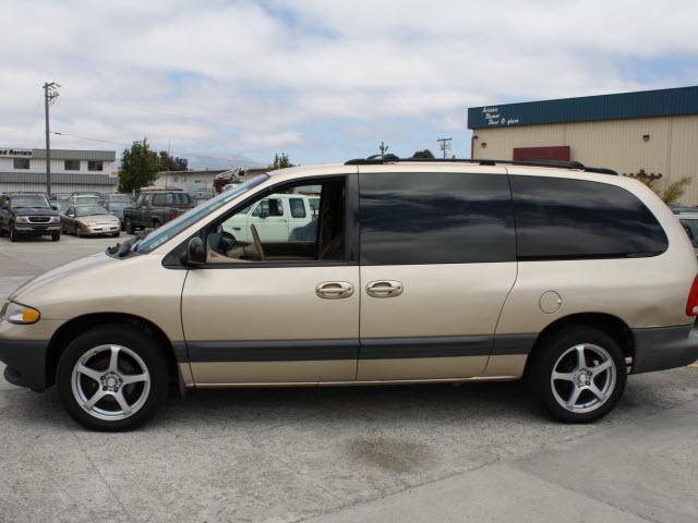 2000 Dodge Grand Caravan SE