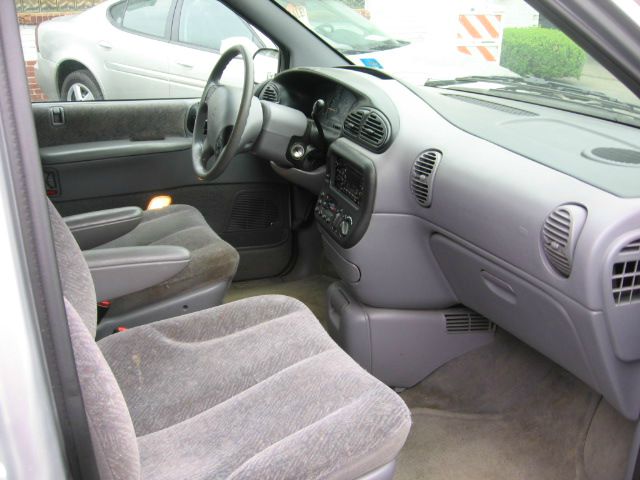 2000 Dodge Grand Caravan X