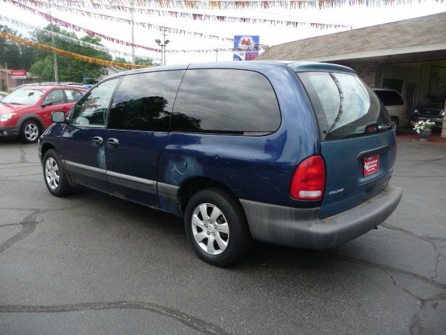 2000 Dodge Grand Caravan SE