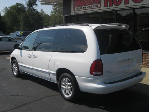 2000 Dodge Grand Caravan Luxury Edition