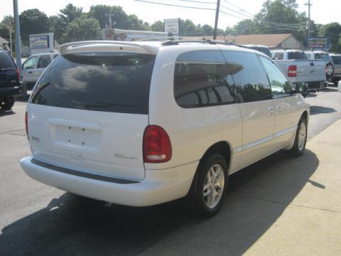 2000 Dodge Grand Caravan Luxury Edition