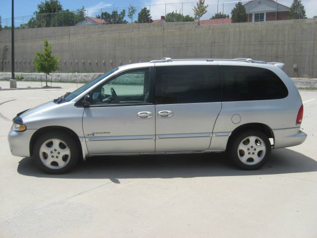 2000 Dodge Grand Caravan LW2