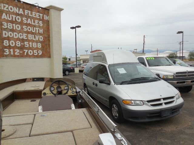 2000 Dodge Grand Caravan Base