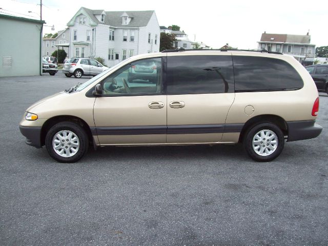 2000 Dodge Grand Caravan SE