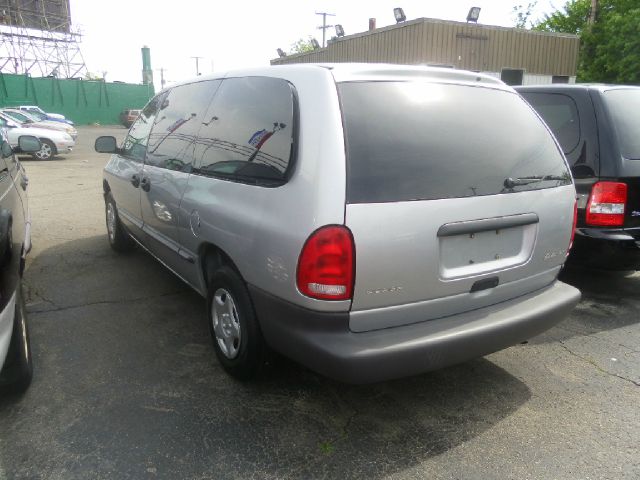 2000 Dodge Grand Caravan Base