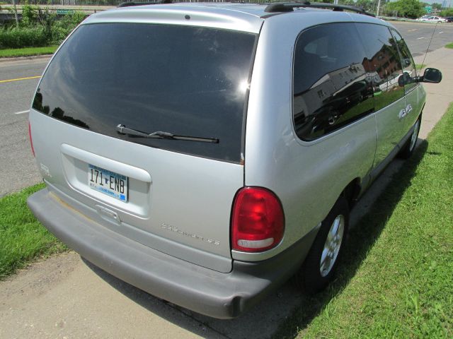 2000 Dodge Grand Caravan SE