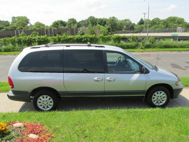 2000 Dodge Grand Caravan SE