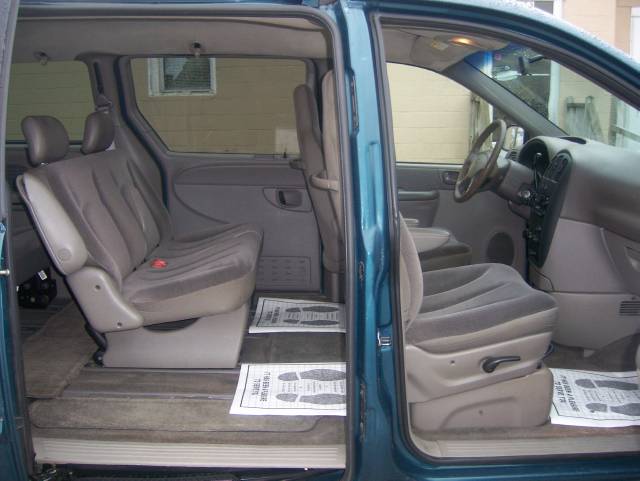 2002 Dodge Grand Caravan SE