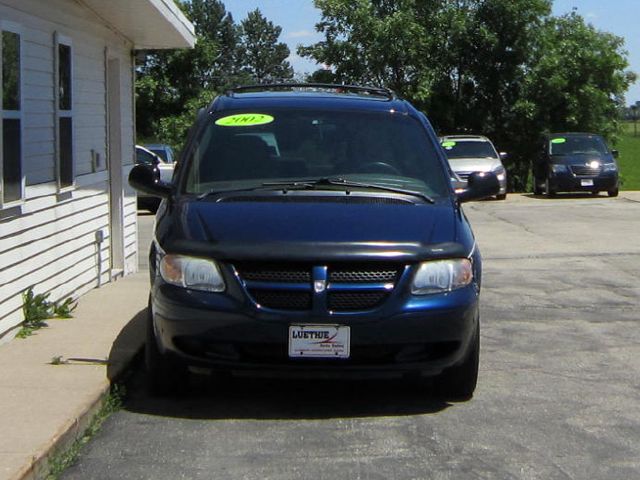 2002 Dodge Grand Caravan Touring Signature Sedan 4D