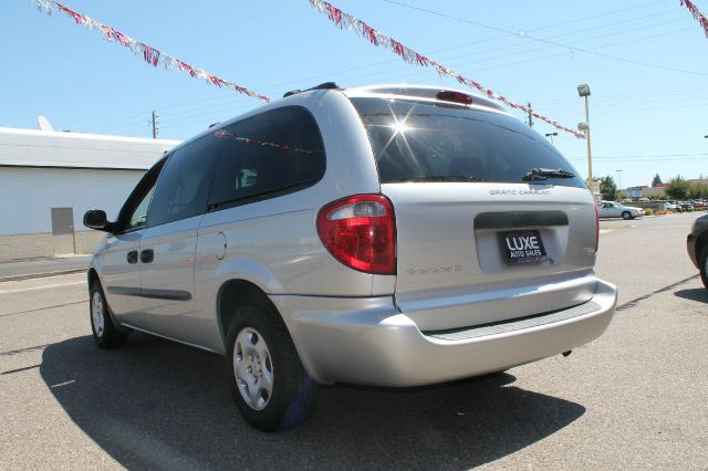 2003 Dodge Grand Caravan SE