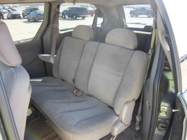 2003 Dodge Grand Caravan SE