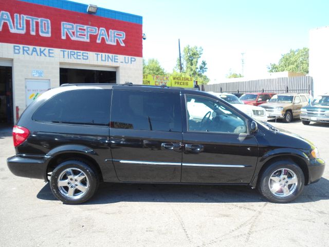 2003 Dodge Grand Caravan LW2