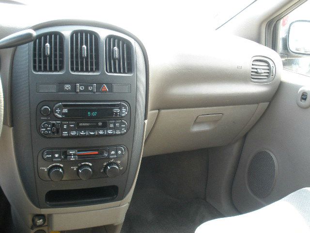 2003 Dodge Grand Caravan SE