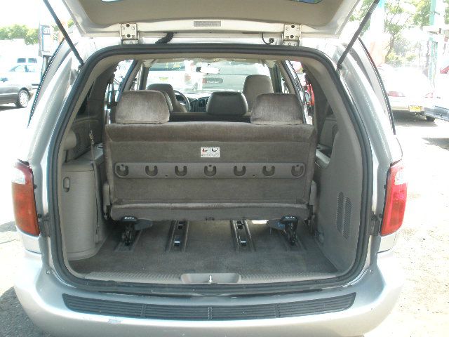 2003 Dodge Grand Caravan SE