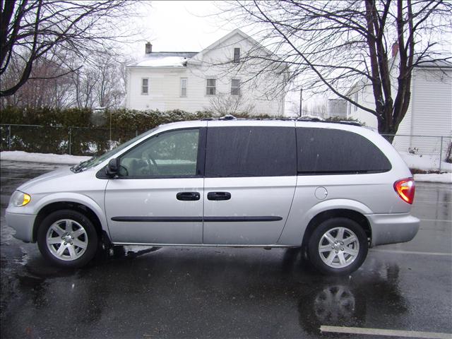 2003 Dodge Grand Caravan SE