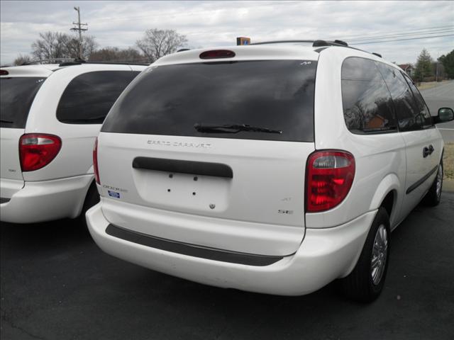 2003 Dodge Grand Caravan SE