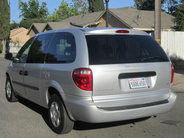 2003 Dodge Grand Caravan SE