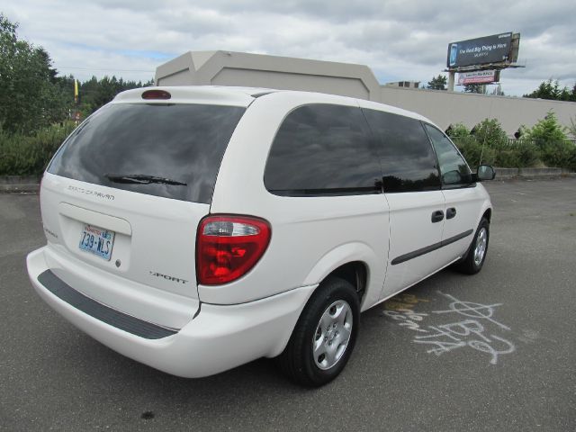 2003 Dodge Grand Caravan SE