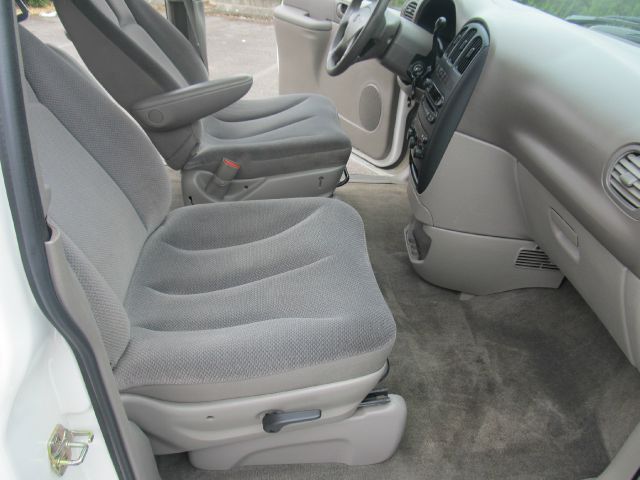 2003 Dodge Grand Caravan SE