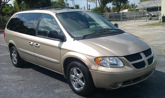 2003 Dodge Grand Caravan ST Truck Short Crew Cab