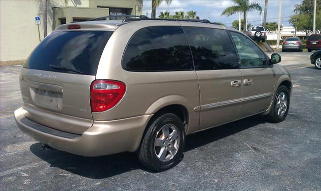 2003 Dodge Grand Caravan ST Truck Short Crew Cab