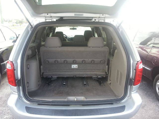 2003 Dodge Grand Caravan SE