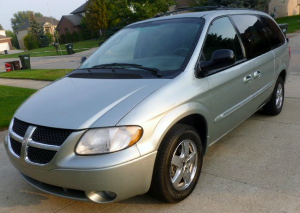 2003 Dodge Grand Caravan LW2